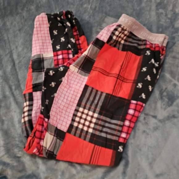 Victoria's Secret Patchwork Pajama Bottoms - Red, Pink, Black Size Small - Picture 2 of 9